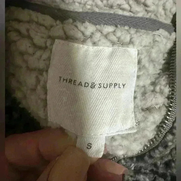 Thread & Supply Grey Sherpa Quarter-Zip Pullover, Size Small Cozy Fleece Sweater - Picture 8 of 9